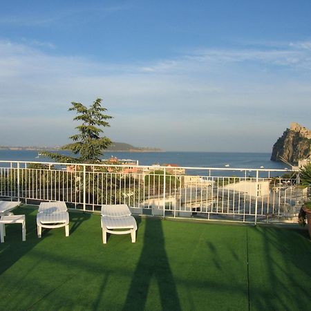 Hotel Europa อีสเกีย ภายนอก รูปภาพ
