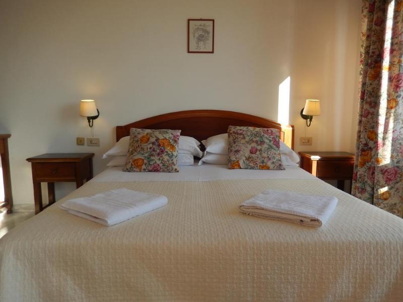Hotel Europa อีสเกีย ภายนอก รูปภาพ